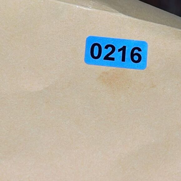 Vintage gold tone large link chain bracelet. - Picture 6 of 6